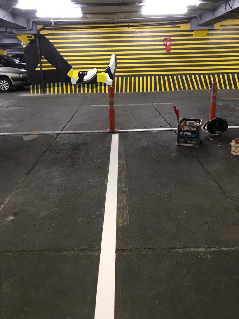 مرزبندی حریم پارکینگ